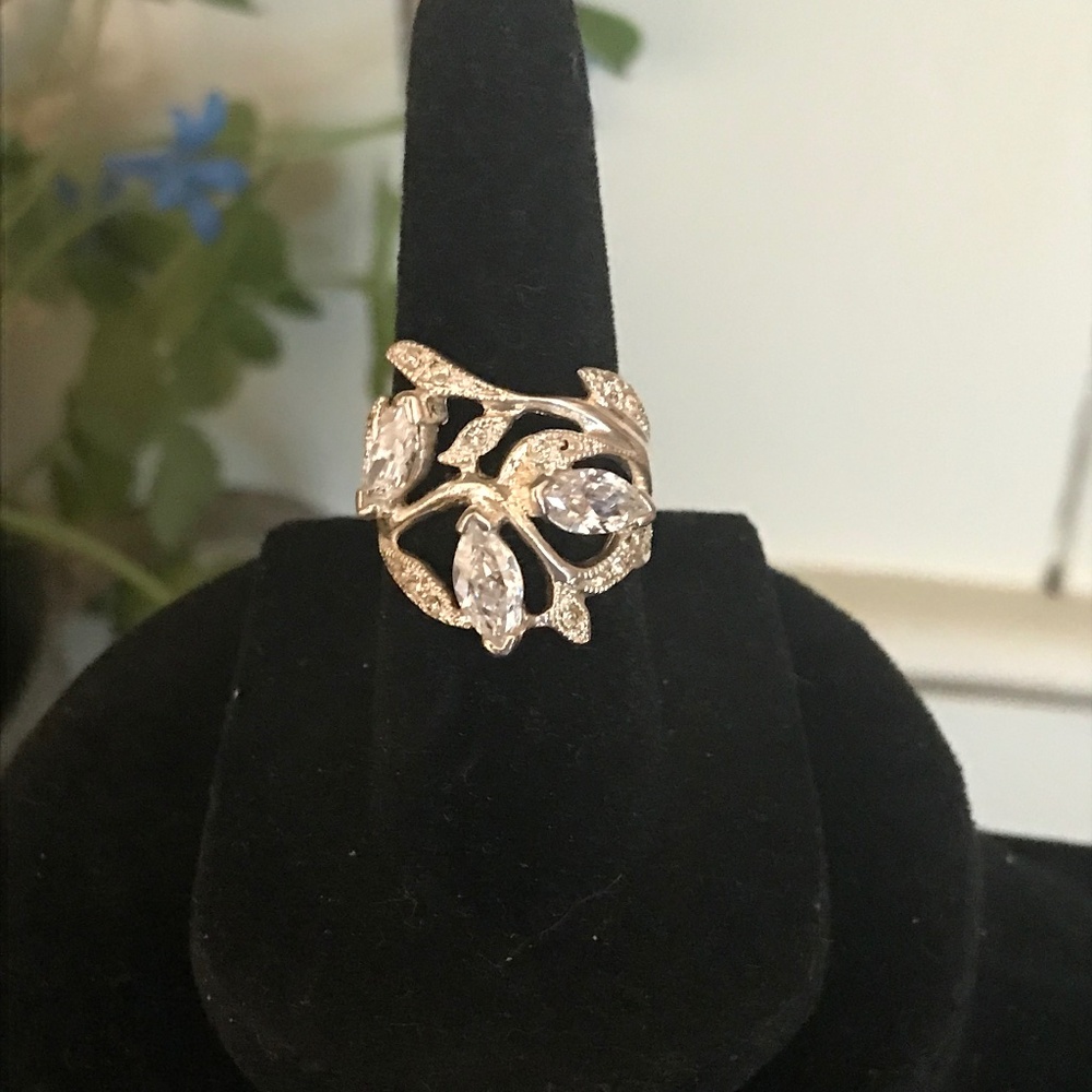 Vintage Sterling Silver & Rhinestone Ring - Size 5.75